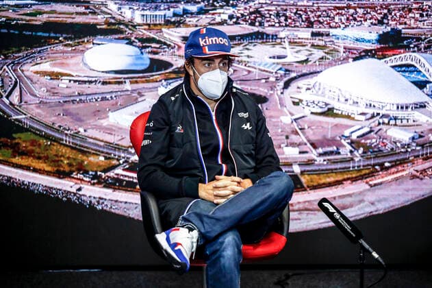 F1 Grand Prix of Russia 14 Fernando Alonso (ESP, Alpine F1 Team), F1 Grand Prix of Russia at Sochi Autodrom on September 23, 2021 in Sochi, Russia. (Photo by Xavi Bonilla DPPI FIA Pool via HOCH ZWEI) Sochi Friuli - Dacia Arena stadium Russia Poolfoto HOCH ZWEI Pool Xavi Bonilla DP ,EDITORIAL USE ONLY