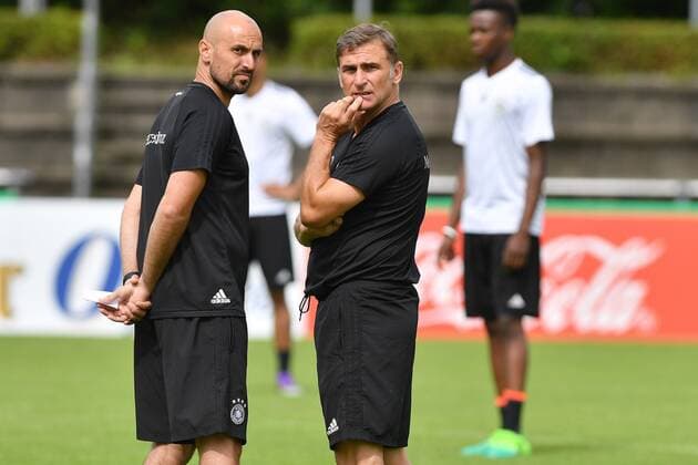 Antonio Di salvo wird Nachfolger von U-21 Trainer Stefan Kuntz. Archivfoto; v.li:Antonio DI SALVO (Co Trainer) mit Stefan KUNTZ,Trainer (GER). Training U-21 Nationalmannschaft am 06.06.2017 anlaesslich des Trainingslagers in Grassau im Chiemgau.