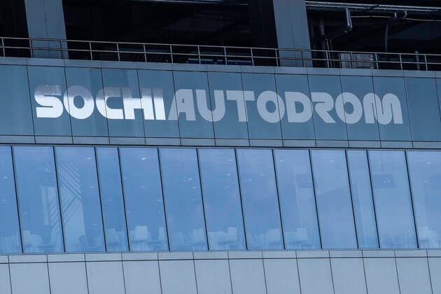 Ambiance Sochi circuit during the Formula 1 VTB Russian Grand Prix 2021, 15th round of the 2021 FIA Formula One World Championship, WM, Weltmeisterschaft from September 24 to 26, 2021 on the Sochi Autodrom, in Sochi, Russia - FORMULE 1 : Grand prix de Russie - Preparation - Sotchi - 23 09 2021 DPPI Panoramic 