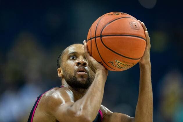 Basketball Berlin 23.09.2021 1. Bundesliga easyCredit BBL Saison 2021 2022 Alba Berlin - Telekom Baskets Bonn Parker Jackson-Cartwright (Bonn, No.33)