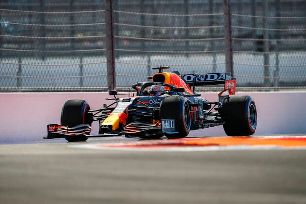 33 Max Verstappen (NED, Red Bull Racing), F1 Grand Prix of Russia at Sochi Autodrom on September 24, 2021 in Sochi, Russia. (Photo by HOCH ZWEI) Sochi Russia