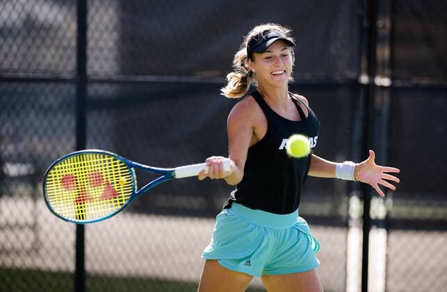 Mandatory Credit: Photo by Rob Prange Shutterstock (12464017u) Anna Kalinskaya of Russia during practice ahead of the 2021 Chicago Fall Tennis Classic WTA, Tennis Damen 500 tennis tournament 2021 Chicago Fall Tennis Classic Pre-Event - 24 Sep 2021 2021 Chicago Fall Tennis Classic Pre-Event - 24 Sep 2021  Copyright: xRobxPrange Shutterstockx 12464017u