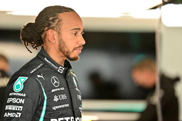 HAMILTON Lewis (gbr), Mercedes AMG F1 GP W12 E Performance, portrait during the Formula 1 VTB Russian Grand Prix 2021, 15th round of the 2021 FIA Formula One World Championship, WM, Weltmeisterschaft from September 24 to 26, 2021 on the Sochi Autodrom, in Sochi, Russia - Photo DPPI FORMULE 1 : Grand prix de Russie - Sotchi - 25 09 2021 DPPI PANORAMIC  00121031_24-09-21-RUS-2003-PVE