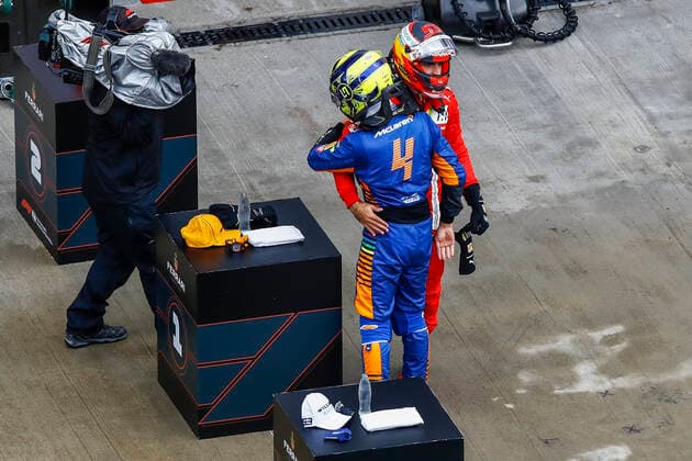4 Lando Norris (GBR, McLaren F1 Team), 55 Carlos Sainz (ESP, Scuderia Ferrari Mission Winnow), F1 Grand Prix of Russia at Sochi Autodrom on September 25, 2021 in Sochi, Russia. (Photo by HOCH ZWEI) Sochi Russia