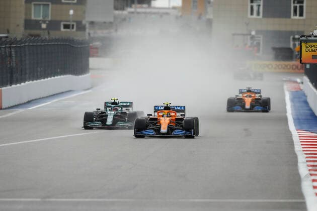 4 Lando Norris (GBR, McLaren F1 Team), 5 Sebastian Vettel (GER, Aston Martin Cognizant F1 Team), F1 Grand Prix of Russia at Sochi Autodrom on September 25, 2021 in Sochi, Russia. (Photo by HOCH ZWEI) Sochi Russia