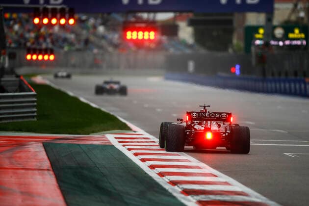 44 Lewis Hamilton (GBR, Mercedes-AMG Petronas F1 Team), F1 Grand Prix of Russia at Sochi Autodrom on September 25, 2021 in Sochi, Russia. (Photo by HOCH ZWEI) Sochi Russia