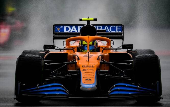 6659263 25.09.2021 British Formula One driver Lando Norris of McLaren competes in the qualifying session of the 2021 Formula One Russian Grand Prix at the Sochi Autodrom in Sochi, Russia. Vladimir Astapkovich Sputnik Russia Motor Formula 1 Qualification  c630343c10c5b8c2