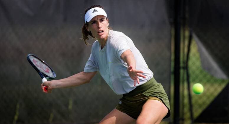Mandatory Credit: Photo by Rob Prange Shutterstock (12465444i) Andrea Petkovic of Germany in action during qualifications for the 2021 Chicago Fall Tennis Classic WTA, Tennis Damen 500 tennis tournament Chicago Fall Tennis Classic 2021, Tennis, Chicago, USA - 25 Sep 2021 Chicago Fall Tennis Classic 2021, Tennis, Chicago, USA - 25 Sep 2021  Copyright: xRobxPrange Shutterstockx 12465444i