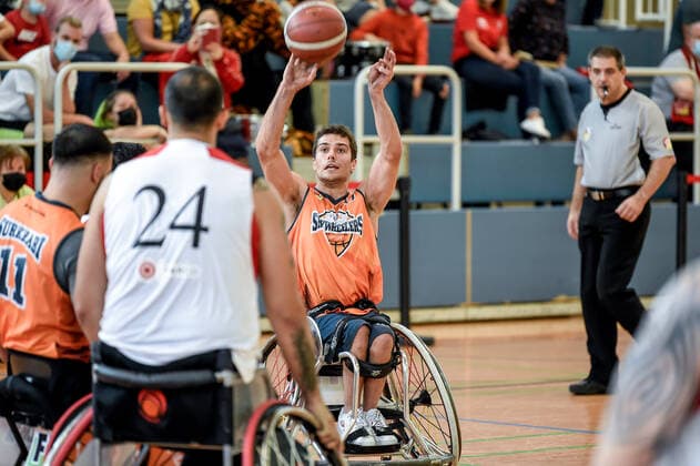 1. Rollstuhl Basketball-Bundesliga, RBC Koeln99ers vs. ING Skyweehlers, 25.09.2021 Nico Dreimueller (ING Skywheelers 17), 1. Rollstuhl Basketball-Bundesliga, RBC Koeln99ers vs. ING Skyweehlers am 25.09.2021 im Sporthalle Bergischer Ring, Koeln (Nordrhein-Westfalen) Copyright: xBEAUTIFULxSPORTS Mueller-Laschetx