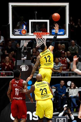 25.09.2021, easyCredit Basketball Bundesliga, BBL, Saison 2021 2022, Herren, Chemnitz Niners - EWE Baskets Oldenburg Martin Breunig, EWE Baskets Oldenburg Chemnitz Messe Chemnitz Sachsen Germany