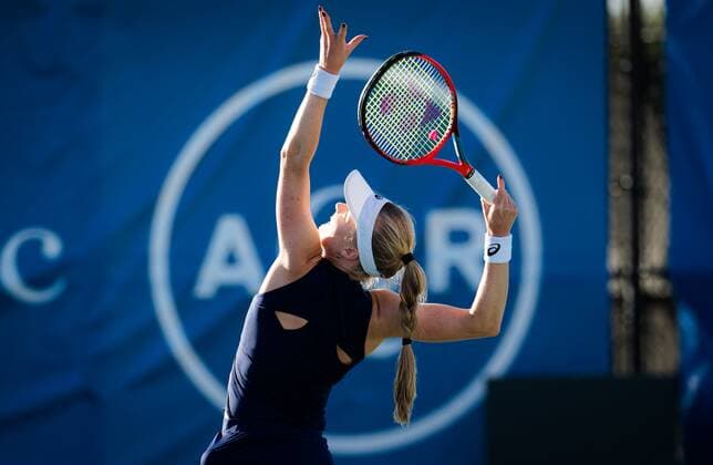 Mandatory Credit: Photo by Rob Prange Shutterstock (12465444bl) Harriet Dart of Great Britain in action during qualifications at the 2021 Chicago Fall Tennis Classic WTA, Tennis Damen 500 tennis tournament Chicago Fall Tennis Classic 2021, Tennis, Chicago, USA - 25 Sep 2021 Chicago Fall Tennis Classic 2021, Tennis, Chicago, USA - 25 Sep 2021  Copyright: xRobxPrange Shutterstockx 12465444bl