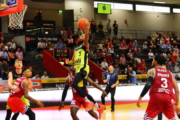 Marcus Thornton (medi Bayreuth) GER, Basketball BBL, Jobstairs Giessen 46ers gegen medi Bayreuth 26.09.2021 Giessen Copyright: xEibnerxPressefotox xRalphxLehmbergx