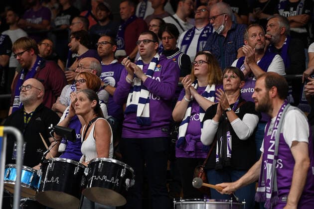 BG Göttingen - Brose Bamberg 26.09.2021, Basketball-Bundesliga, Saison 2021 2022, 1. Spieltag, BG Göttingen - Brose Bamberg. Fans der BG Göttingen. Göttingen Niedersachsen Deutschland
