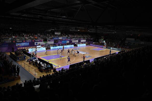 BG Göttingen - Brose Bamberg 26.09.2021, Basketball-Bundesliga, Saison 2021 2022, 1. Spieltag, BG Göttingen - Brose Bamberg. Göttingen Niedersachsen Deutschland