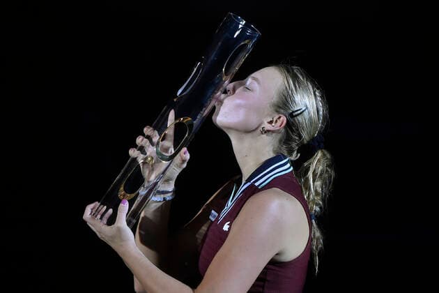Anett Kontaveit of Estonia celebrates victory after the final match against Maria Sakkari of Greece at the J&T Banka Ostrava Open 2021 women s WTA, Tennis Damen indoor tennis tournament in Ostrava, Czech Republic, September 26, 2021. (CTKxPhoto JaroslavxOzana) CTKPhotoP2021092605377  JAO 25