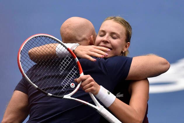Anett Kontaveit of Estonia and her coach celebrate victory after the final match against Maria Sakkari of Greece at the J&T Banka Ostrava Open 2021 women s WTA, Tennis Damen indoor tennis tournament in Ostrava, Czech Republic, September 26, 2021. (CTKxPhoto JaroslavxOzana) CTKPhotoP2021092605695  JAO 33