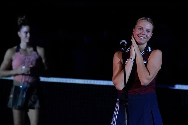 Anett Kontaveit of Estonia (right) celebrates victory after the final match against Maria Sakkari of Greece (left) at the J&T Banka Ostrava Open 2021 women s WTA, Tennis Damen indoor tennis tournament in Ostrava, Czech Republic, September 26, 2021. (CTKxPhoto JaroslavxOzana) CTKPhotoP2021092605370  JAO 23