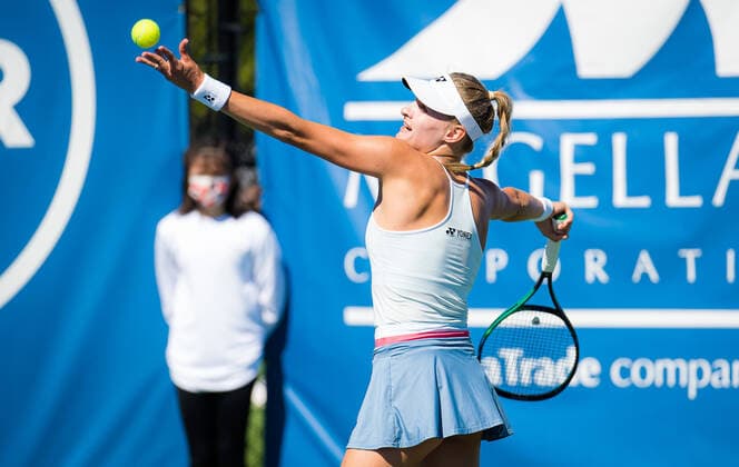 September 28, 2021, CHICAGO, UNITED STATES: Dayana Yastremska of Ukraine in action during the first round of the 2021 Chicago Fall Tennis Classic WTA, Tennis Damen 500 tennis tournament against Elise Mertens of Belgium CHICAGO UNITED STATES - ZUMAa181 20210928_zaa_a181_056 Copyright: xRobxPrangex