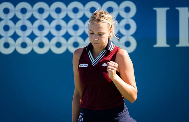 September 28, 2021, CHICAGO, UNITED STATES: Anett Kontaveit of Estonia in action during the first round of the 2021 Chicago Fall Tennis Classic WTA, Tennis Damen 500 tennis tournament against Madison Brengle of United States CHICAGO UNITED STATES - ZUMAa181 20210928_zaa_a181_199 Copyright: xRobxPrangex