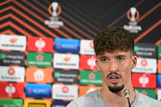 Fußball, EL, Fenerbahce Istanbul Pressekonferenz Goalkeeper Altay Bayindir of Fenerbahce SK during the press conference, PK, Pressekonferenz and training session the day before the Europa League Group D game between Fenerbahce and Olympiakos on September 29, 2021 in Istanbul , Turkey. 