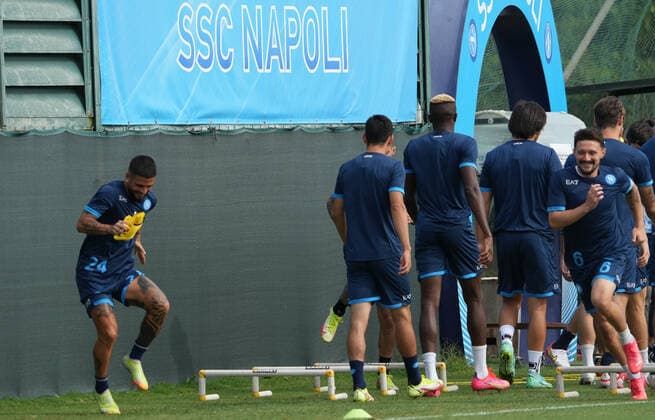 6661965 29.09.2021 Napoli?s players attend a training session ahead of the Europa League soccer match against Spartak Moscow, at SSC Napoli Konami Training Center, Italy. Alexander Vilf Sputnik Italy Soccer Europa League Napoli Training  da5894700487ea35