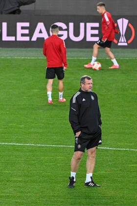 Pavel Vrba, coach of Sparta, center, attends a training prior to Europa League football Group A match Sparta Prague vs Glasgow Rangers in Prague, Czech Republic, September 29, 2021. (CTKxPhoto MichalxKamaryt) CTKPhotoP2021092907809  kmt