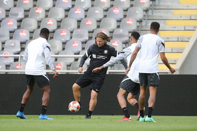 FOOTBALL - Bo Henriksen, coach of FC Midtjylland, during a training session before the Europa League match with SC Braga. Estadio Muncipal de Braga, Portugal, 29th September 2021. Photo: IMAGO Pedro Benavente - PUBXNOTXINXPORTUGAL PEDRO BENAVENTE