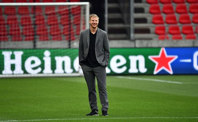 30.09.2021, xjhx, Fussball UEFA Europa League, Royal Antwerpen - Eintracht Frankfurt emspor, v.l. Martin Hinteregger (Eintracht Frankfurt) zautz (DFL DFB REGULATIONS PROHIBIT ANY USE OF PHOTOGRAPHS as IMAGE SEQUENCES and or QUASI-VIDEO) Antwerpen