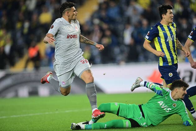 Francisco das Chagas Soares dos Santos Meireles ( Tiquinho ) of Olympiakos during the UEFA Europa League Group D match between Fenerbahce and Olympiakos at Ulker Stadium in Istanbul , Turkey on September 30 , 2021. 