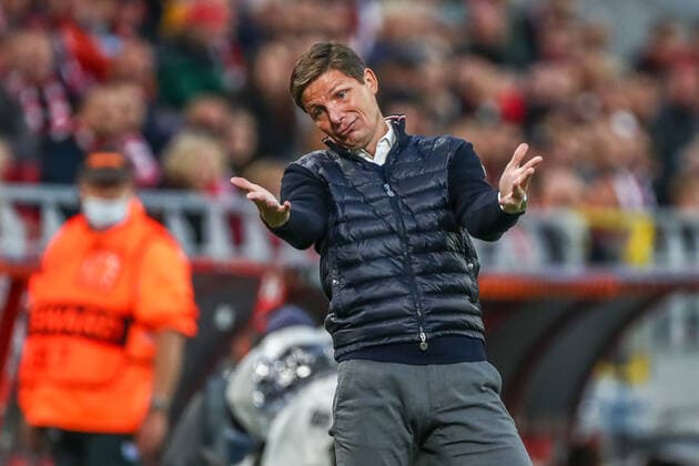 Oliver Glasner (Eintracht Frankfurt, Chef-Trainer) unzufrieden, enttäuscht enttaeuscht, BEL, Royal Antwerp Antwerpen FC vs. Eintracht Frankfurt, UEFA Europa League - Gruppe D, Gruppenphase, Spielzeit 2021 2022, 30.09.2021, , DFB DFL regulations prohibit any use of photographs as image sequences and or quasi-video., BEL, Royal Antwerp Antwerpen FC vs. Eintracht Frankfurt, UEFA Europa League - Gruppe D, Gruppenphase, Spielzeit 2021 2022, 30.09.2021 Antwerpen Copyright: xEibner-Pressefoto GabrielxBoiax EP_GBA