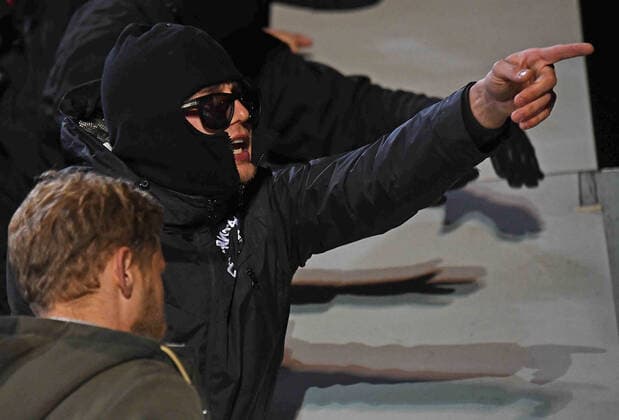 30.09.2021, xjhx, Fussball UEFA Europa League, Royal Antwerpen - Eintracht Frankfurt emspor, v.l. Ausschreitungen Randale Fans Zuschauer Ultras Hooligans Antwerpen (DFL DFB REGULATIONS PROHIBIT ANY USE OF PHOTOGRAPHS as IMAGE SEQUENCES and or QUASI-VIDEO) Antwerpen