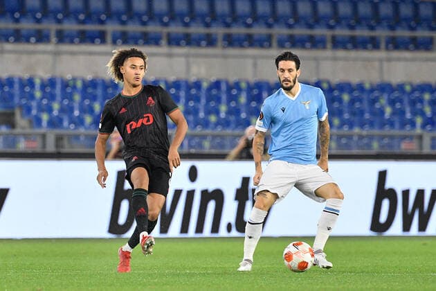 Mandatory Credit: Photo by Fabrizio Corradetti LiveMedia Shutterstock (12517189b) Alexis Beka Beka Luis Alberto (SS Lazio) football Europa League match SS Lazio vs Lokomotiv Mosca, Rome, Italy - 30 Sep 2021 football Europa League match SS Lazio vs Lokomotiv Mosca, Rome, Italy - 30 Sep 2021  Copyright: xFabrizioxCorradetti LiveMedia Shutterstockx 12517189b