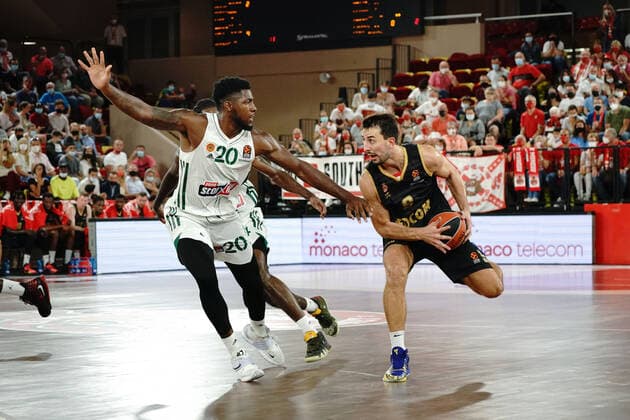 Leo Westermann (AS Monaco) - Jehyve Floyd (Panathinaikos) BASKETBALL : Monaco vs Panathinaikos - Euroligue - Monaco - 30 09 2021 NorbertScanella Panoramic 