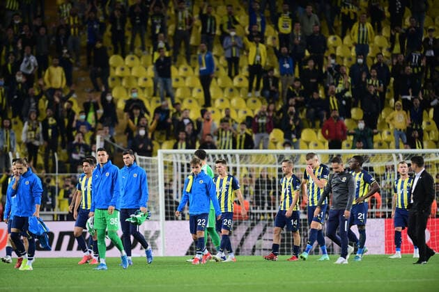 Players of Fenerbahce end of the UEFA Europa League Group D match between Fenerbahce and Olympiakos at Ulker Stadium in Istanbul , Turkey on September 30 , 2021. 