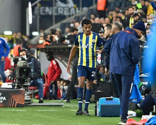 Luiz Gustavo of Fenerbahce during the UEFA Europa League Group D match between Fenerbahce and Olympiakos at Ulker Stadium in Istanbul , Turkey on September 30 , 2021. 