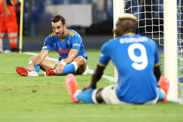 NAPLES, ITALY – SEPTEMBER 30: Fabian Ruiz and Victor Osimhen of SSC Napoli show disappointment at the end of the Europa League match between SSC Napoli and FC Spartak Moscow at Stadio Diego Armando Maradona on September 30, 2021 in Naples, Italy Copyright: xFotoagenziax