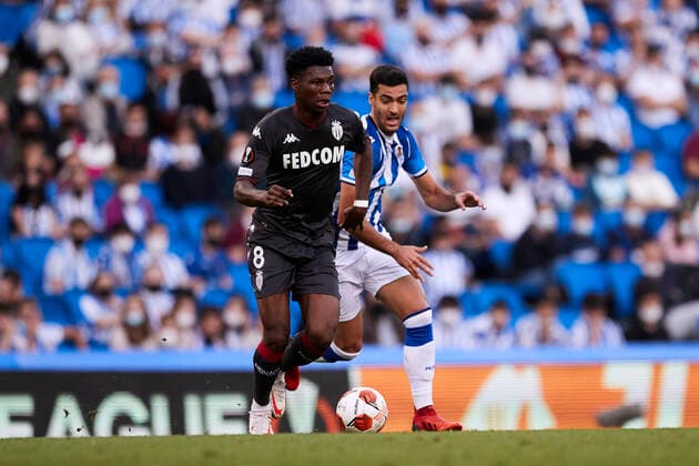 FOOTBALL - EUROPA LEAGUE - Real Sociedad vs AS Monaco Aurelien Tchouameni of AS Monaco competes for the ball with Mikel Merino of Real Sociedad during the Europa League football match between Real Sociedad and AS Monaco at Reale Arena on 30 of September, 2021 in San Sebastian, Spain. San Sebastian Reale Arena Basque Country Spain RSOvs MON044 Copyright: xRicardoxLarreinax