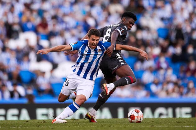 FOOTBALL - EUROPA LEAGUE - Real Sociedad vs AS Monaco Aurelien Tchouameni of AS Monaco competes for the ball with Ander Guevara of Real Sociedad during the Europa League football match between Real Sociedad and AS Monaco at Reale Arena on 30 of September, 2021 in San Sebastian, Spain. San Sebastian Reale Arena Basque Country Spain RSOvs MON046 Copyright: xRicardoxLarreinax