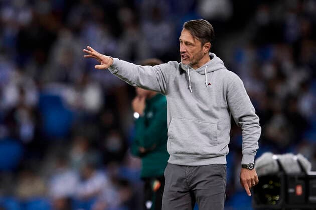 Sport Bilder des Tages FOOTBALL - EUROPA LEAGUE - Real Sociedad vs AS Monaco Head coach of AS Monaco Niko Kovac looks on during the Europa League football match between Real Sociedad and AS Monaco at Reale Arena on 30 of September, 2021 in San Sebastian, Spain. San Sebastian Reale Arena Basque Country Spain RSOvs MON066 Copyright: xRicardoxLarreinax