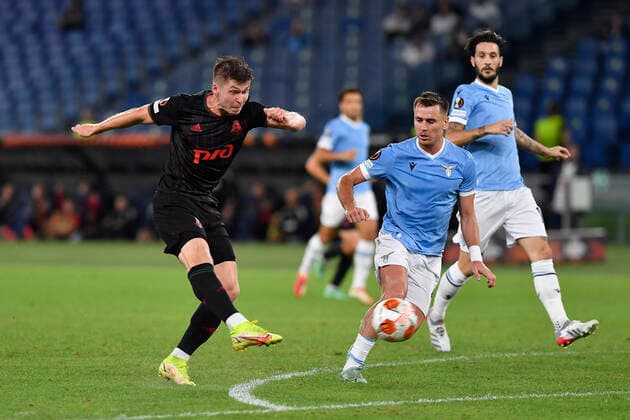 Italy: S.S. Lazio vs Lokomotiv Moskva 2-0 Rifat Zhemaletdinov of Lokomotiv Moskva and Patric of SS LAZIO in action during the UEFA Europa League group E match between Lazio Roma Lokomotiv Moskva at Stadio Olimpico on September 30, 2021 in Rome, Italy. Rome Italy Copyright: DomenicoxCippitelli