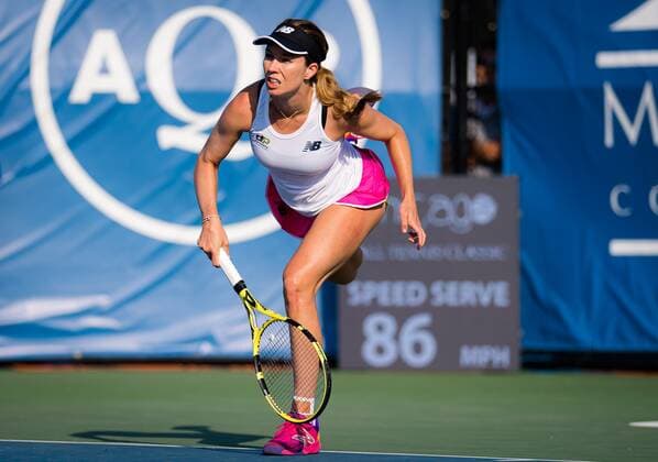 Mandatory Credit: Photo by Rob Prange Shutterstock (12471259h) Danielle Collins of the United States in action during the third round of the 2021 Chicago Fall Tennis Classic WTA, Tennis Damen 500 tennis tournament Chicago Fall Tennis Classic 2021, Tennis, Chicago, USA - 01 Oct 2021 Chicago Fall Tennis Classic 2021, Tennis, Chicago, USA - 01 Oct 2021  Copyright: xRobxPrange Shutterstockx 12471259h