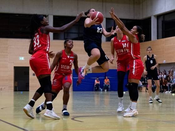 Duesseldorf, Germany, October 1s Evgenia Kollatou ( 23 Capitol Bascats ) in action during the 1. Toyota Damen Basketball Bundesliga game between the Capitol Bascats Duesseldorf and Herner TC at Wekita Sportarena in Duesseldorf 1. Toyota Damen Basketball Bundesliga - Capitol Bascats Duesseld 