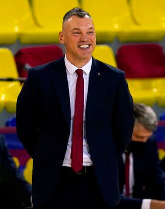 Barcelona s head coach Sarunas Jasikevicius reacts during the Euroleague Basketball match between Barça Basket and Alba Berlin held at Palau Blaugrana arena, in Barcelona, Spain, 01 October 2021. BARÇA BASKET vs ALBA BERLIN !ACHTUNG: NUR REDAKTIONELLE NUTZUNG!  Copyright: xEnricxFontcubertax GRAF3322 20211001-3c7bb71c5152f49d537a97d37ad9c72881a49fe9