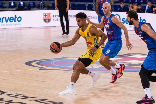 October 1, 2021, Barcelona, Barcelona, Spain: Maodo Lo of Alba Berlin in action during the Turkish Airlines EuroLeague match between FC Barcelona, Barca and Alba Berlin at Palau Blaugrana on October 01, 2021 in Barcelona, Spain. Barcelona Spain - ZUMAa181 20211001_zaa_a181_103 Copyright: xJavierxBorregox