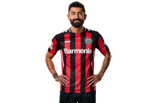 Kerem Demirbay; Bayer 04 Leverkusen; 1.BL, Porträttermin 2021 2022