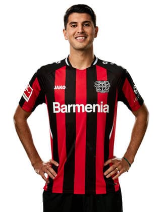 Exequiel Palacios; Bayer 04 Leverkusen; 1.BL, Porträttermin 2021 2022