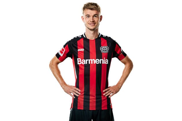 Daley Sinkgraven; Bayer 04 Leverkusen; 1.BL, Porträttermin 2021 2022
