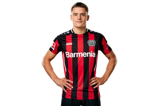 Florian Wirtz; Bayer 04 Leverkusen; 1.BL, Porträttermin 2021 2022