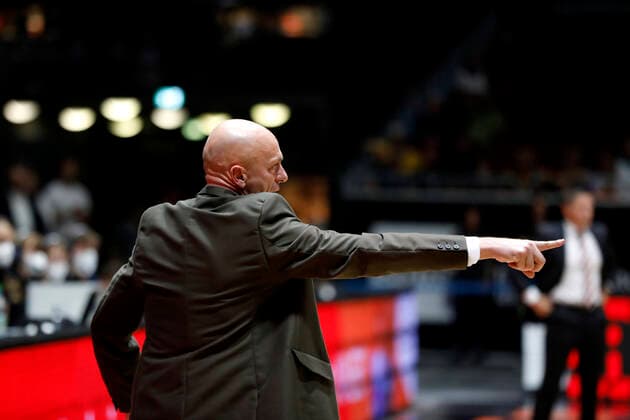 02.10.2021, easyCredit Basketball Bundesliga, Magentasport BBL Pokal, Saison 2020 2021, Herren, Chemnitz Niners - Ratiopharm Ulm Rodrigo Pastore (Headcoach), Niners Chemnitz Chemnitz Messe Chemnitz Sachsen Germany