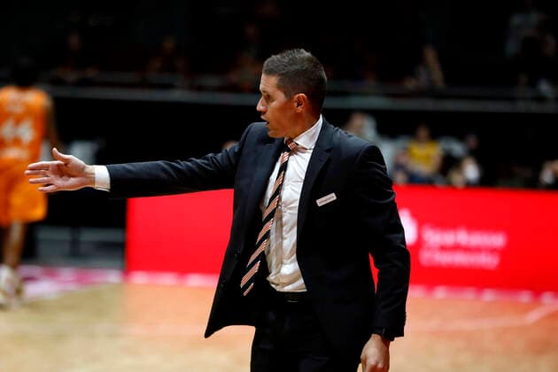 02.10.2021, easyCredit Basketball Bundesliga, Magentasport BBL Pokal, Saison 2020 2021, Herren, Chemnitz Niners - Ratiopharm Ulm Jaka Lakovic (Headcoach), Ratiopharm Ulm Chemnitz Messe Chemnitz Sachsen Germany